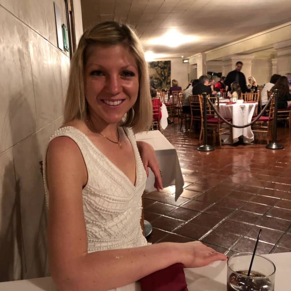 Meet your Posher, Courtney